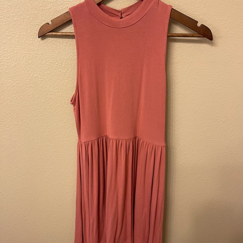 Forever 21 Sleeveless Pink Tank Top